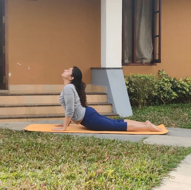 Poonam Bajwa Staggering Yoga Poses